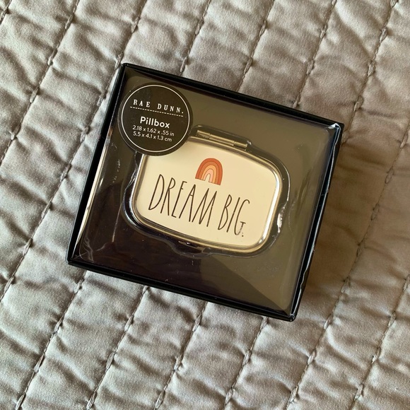 Rae Dunn Pill Box - Picture 4 of 4